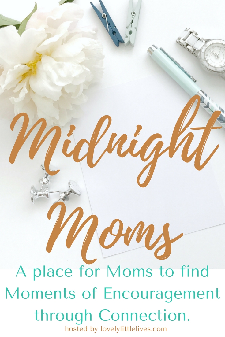 Midnight Moms Community. A Place for Moms to find moments of encouragement through connections